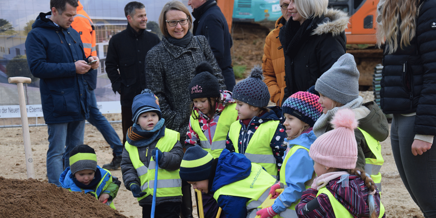 Spatenstich für „neue Mitte“ in Ebermannsdorf