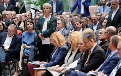 Flüchtlingspolitik: Humanität und Ordnung