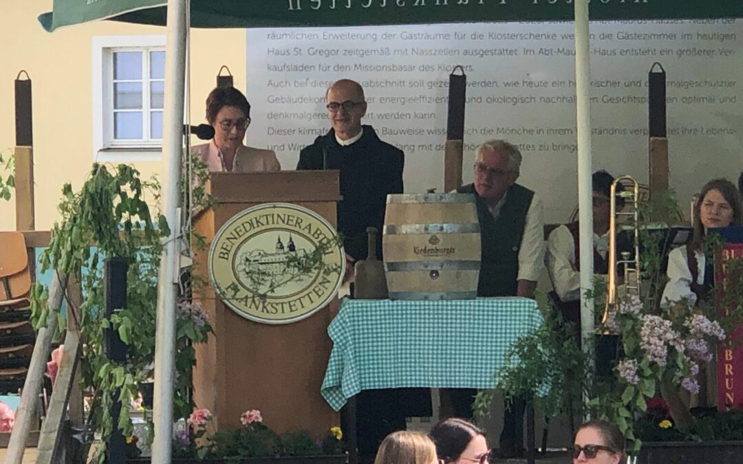 Maibockanstich im Kloster Plankstetten