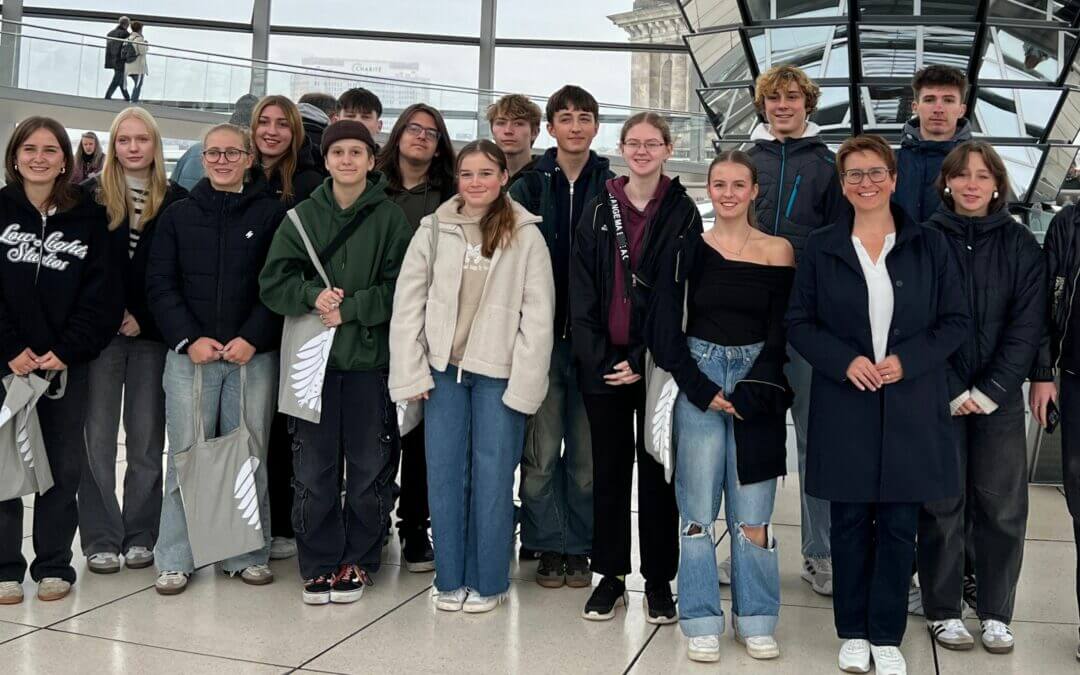 Gespräch mit dem Herzog-Christian-August-Gymnasium im Bundestag