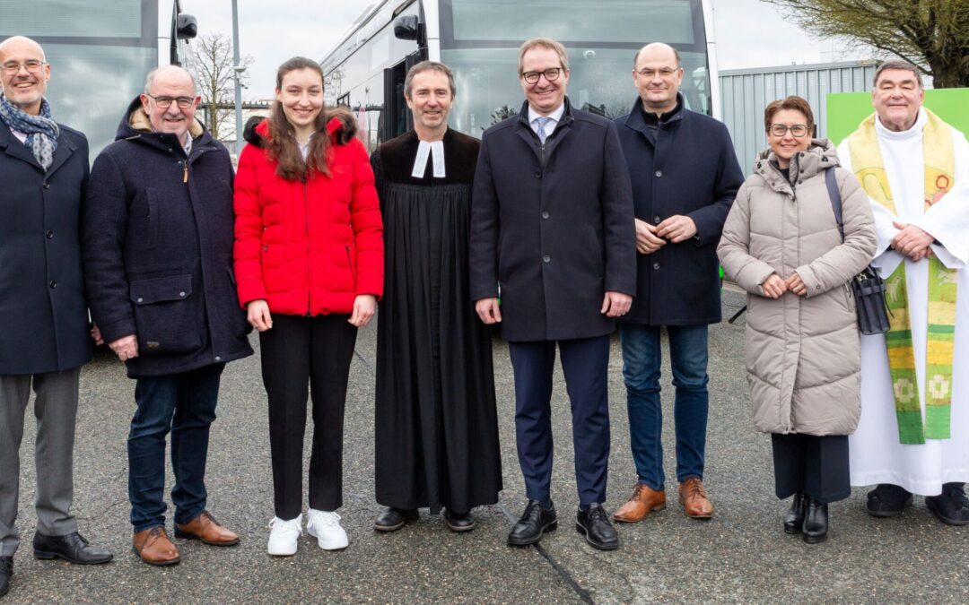 Einweihung neuer E-Busse der Stadtwerke Neumarkt