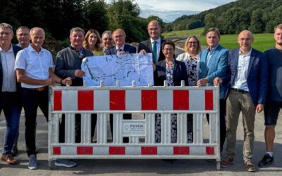 Bauminister Christian Bernreiter zu Besuch im Landkreis Neumarkt  
