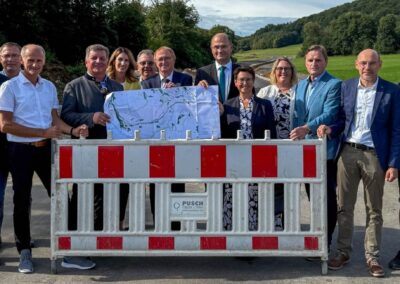 Bauminister Christian Bernreiter zu Besuch im Landkreis Neumarkt  