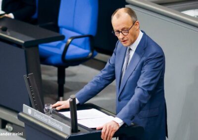 Sitzungswoche – Regierungserklärung des Bundeskanzlers und kritische Infrastruktur