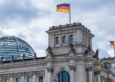 Überblick zur Sitzungswoche: Entscheidungen zur Grundsicherung, Wolf und Lieferkettengesetz